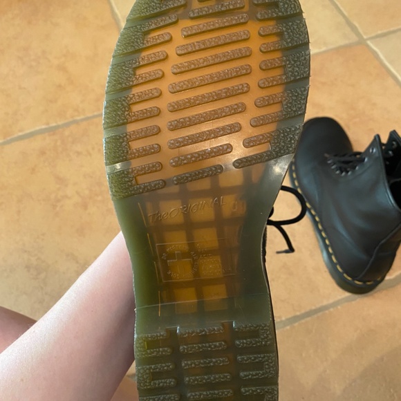 Doc Martens - Picture 9 of 9